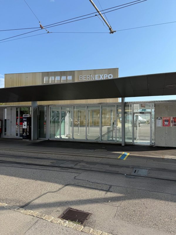 Fassade von Proverit, Beispiel 4