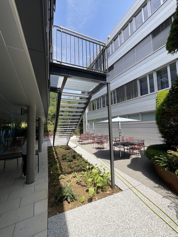 Metalltreppe von Proverit, Beispiel 5